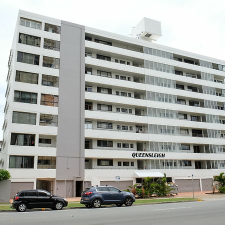 Queensleigh Holiday Apartments Броудбийч Екстериор снимка