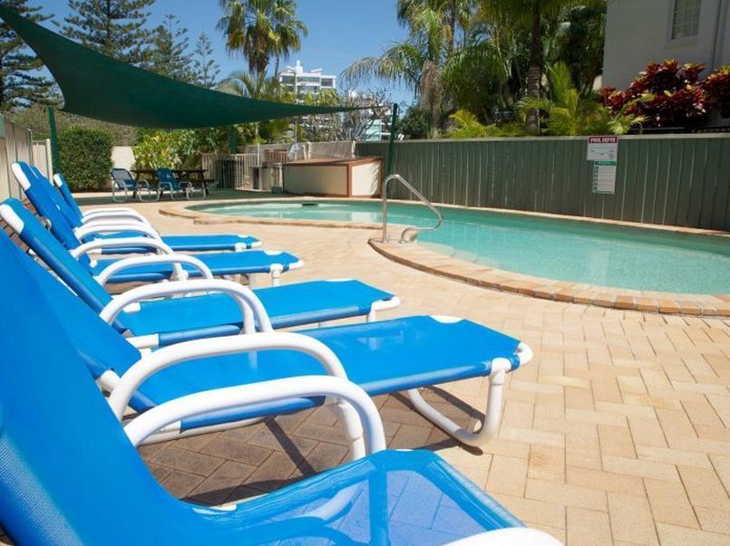 Queensleigh Holiday Apartments Броудбийч Екстериор снимка